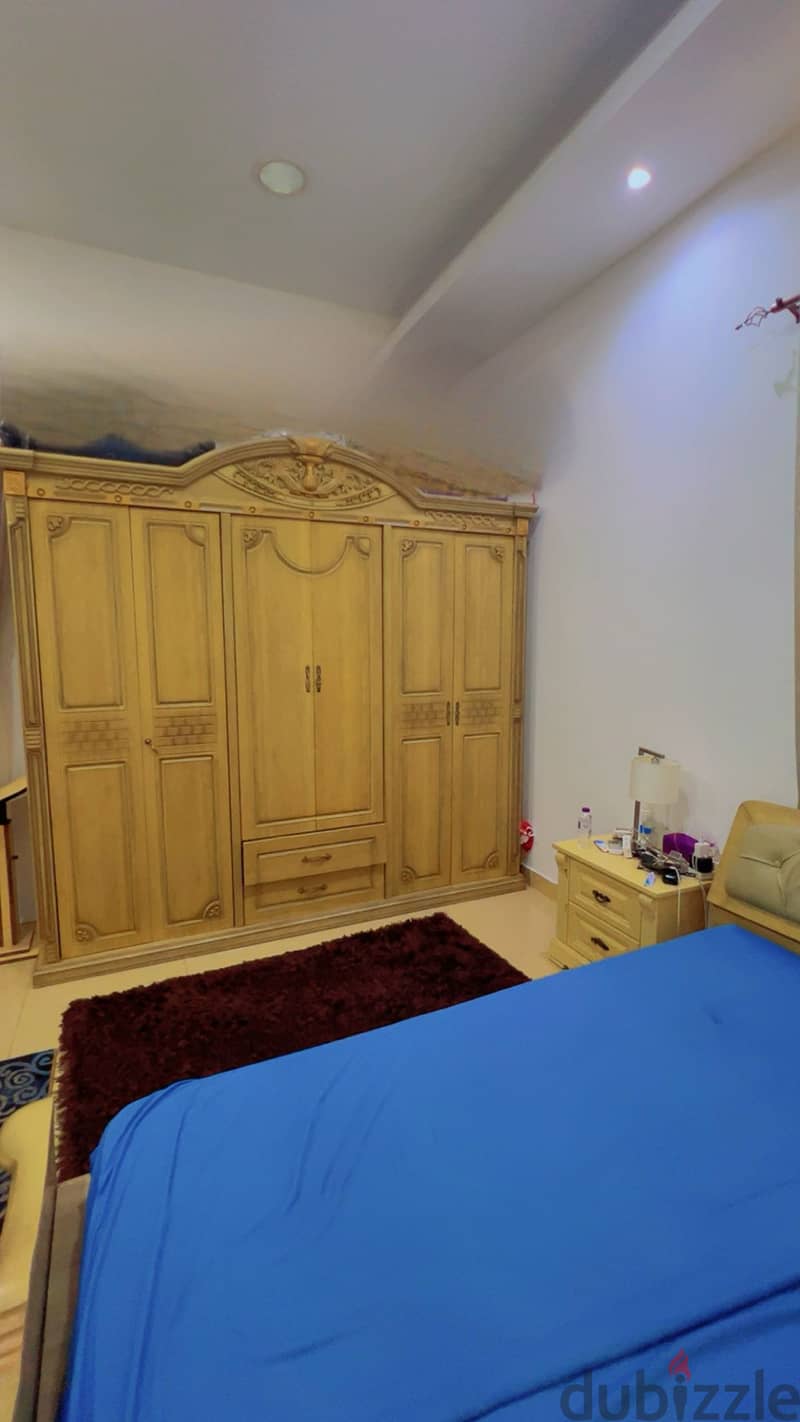 King size Bedroom Set for Sale 4