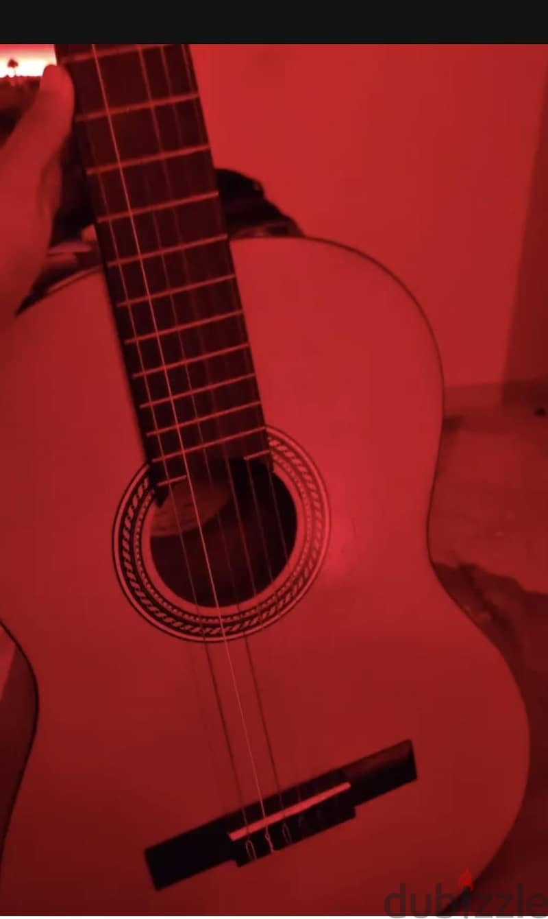 Valencia Classical Guitar 4