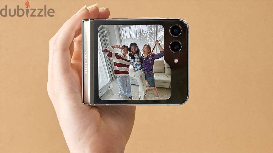 Samsung Z Flip 5 3