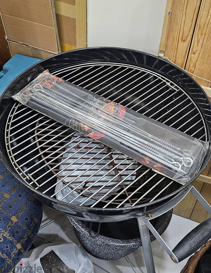 tea trolley and Grill. 3