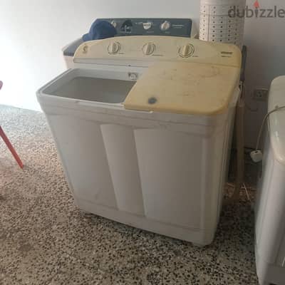 washing and daryer for sale good condition good working 25 bd