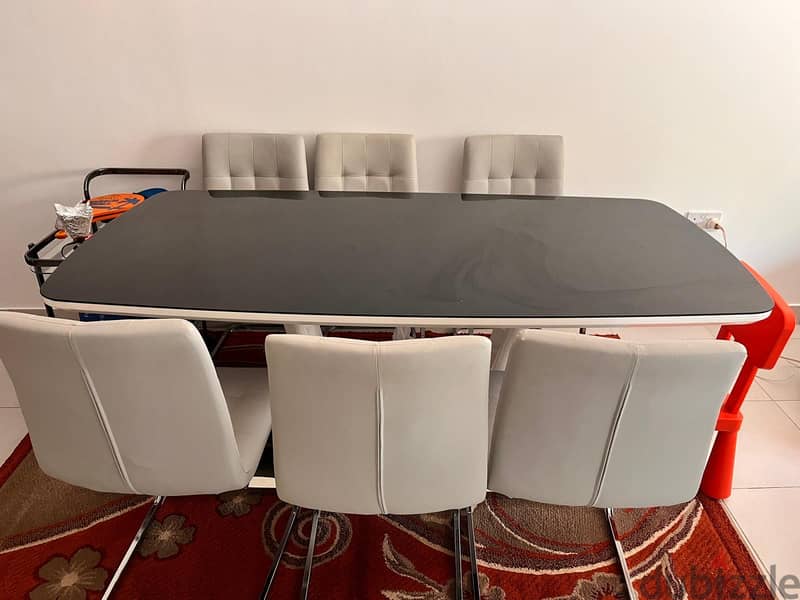 6 Seater Dinning Table 2