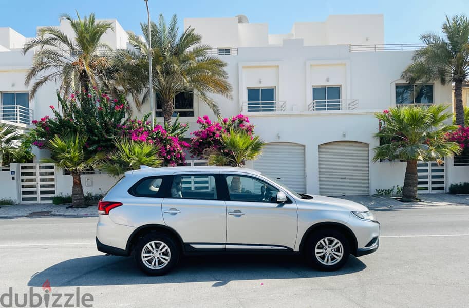 Mitsubishi Outlander 2019 zero accident 11