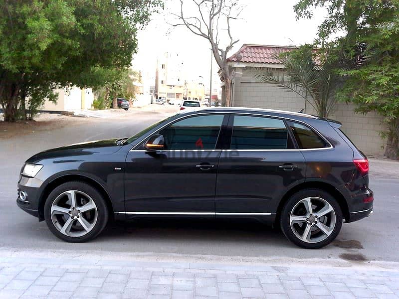 Audi Q5 Full Option Well Maintained SUV Very Reasonable Price For Sale 8