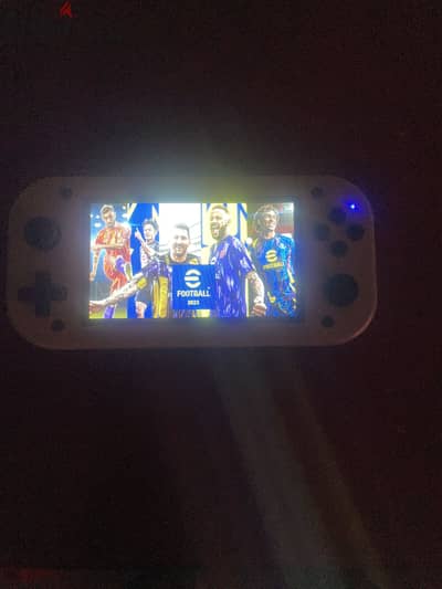 Portable handheld retro gaming device