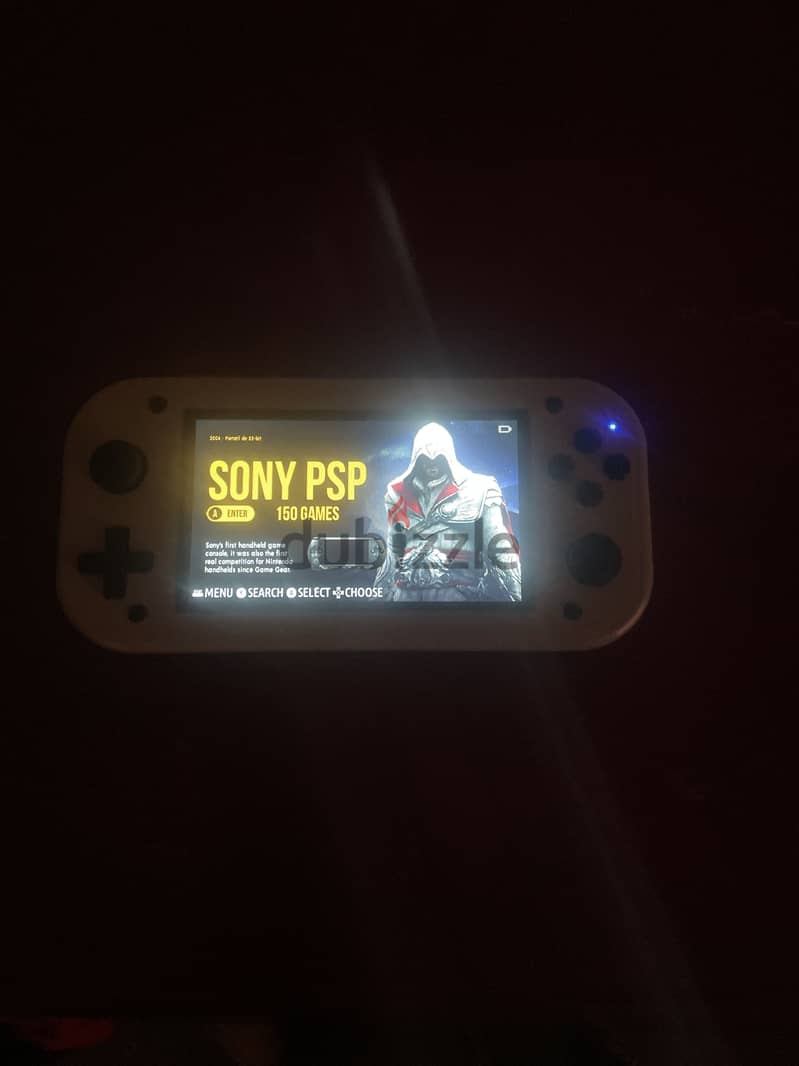 Portable handheld retro gaming device 4