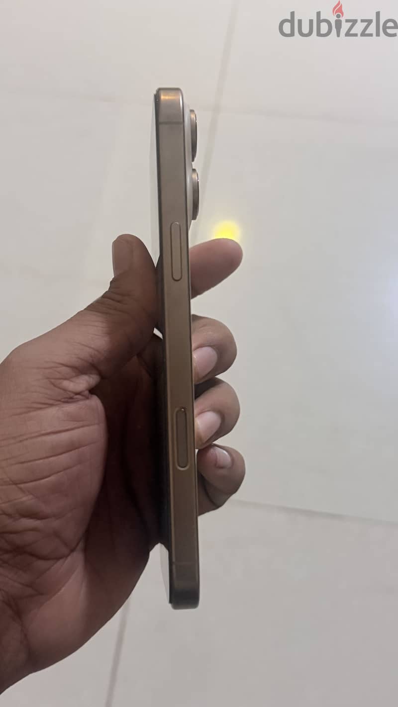 Apple - iPhone 16 Pro Max 4