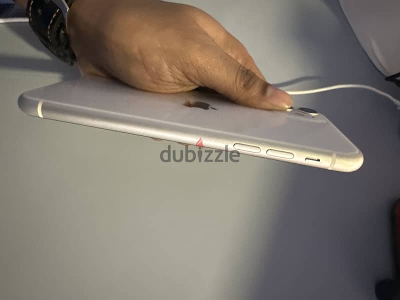 Apple - iPhone 11 1