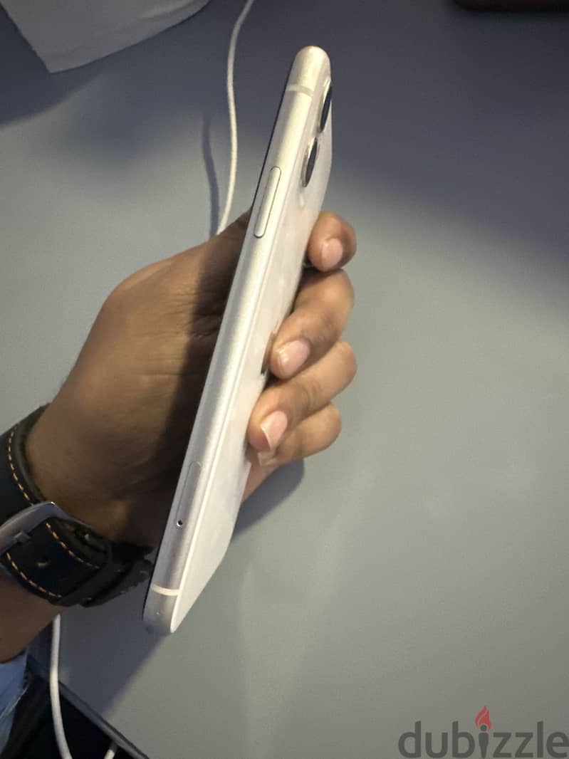 Apple - iPhone 11 2