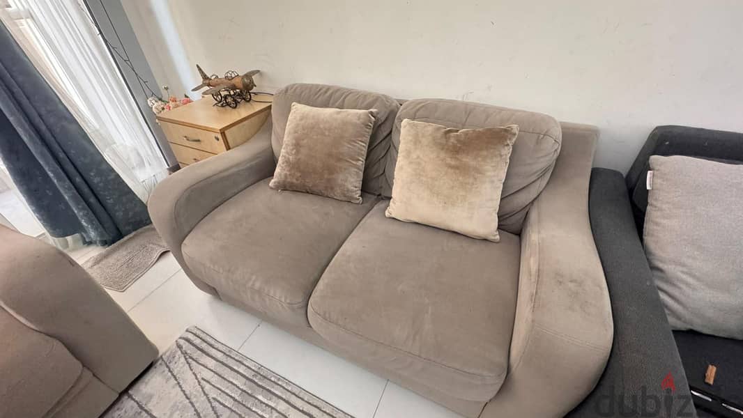 3+2 Sofa Set - Home Box 2