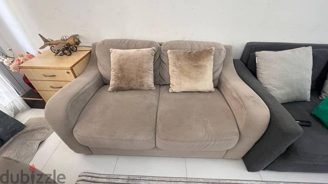 3+2 Sofa Set - Home Box 3