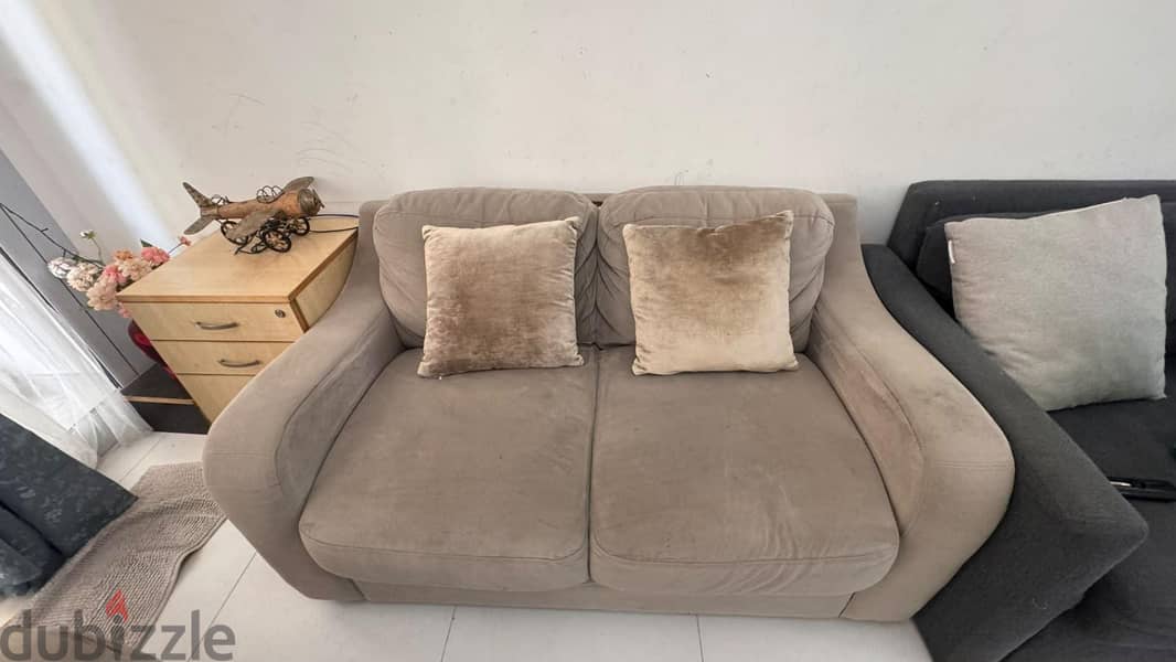 3+2 Sofa Set - Home Box 4