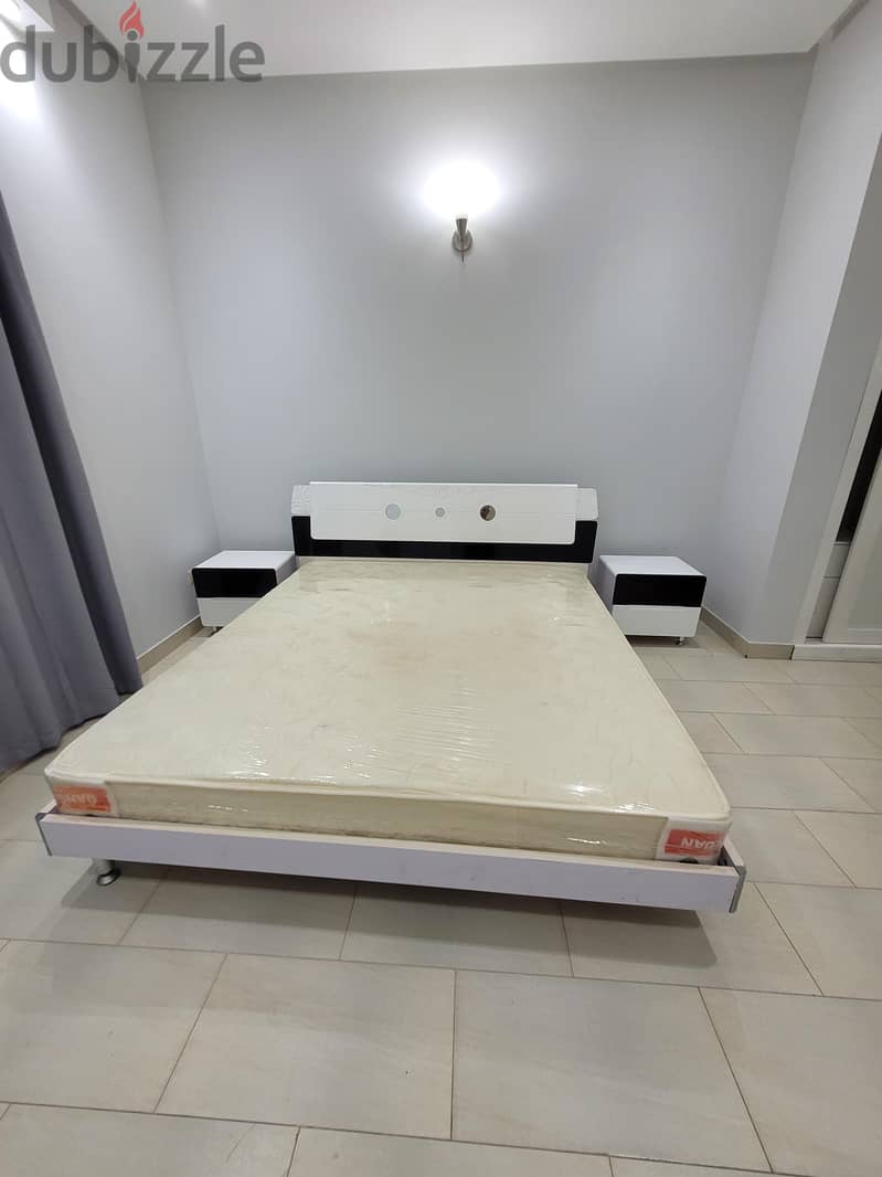 Furnished 2bhk in janabiya 7