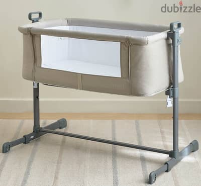 Juniors Baby Bassinet for sale. Excellent condition!