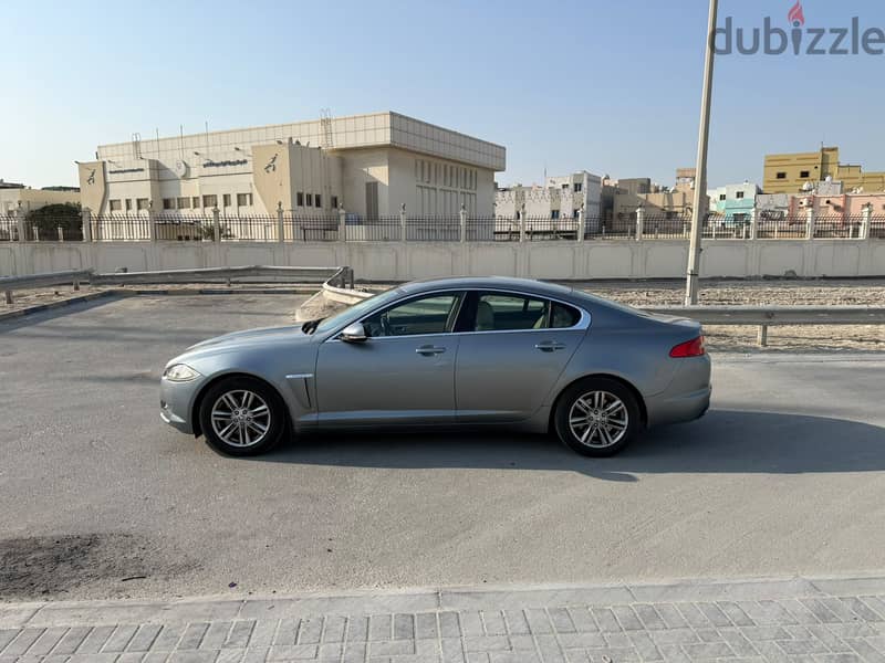 Jaguar XF 2012 Grey 3