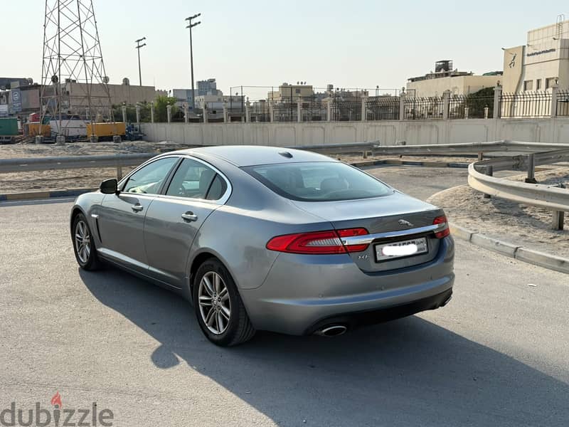 Jaguar XF 2012 Grey 6