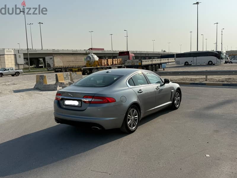 Jaguar XF 2012 Grey 7