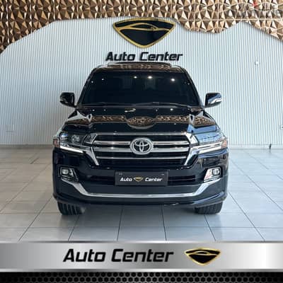 TOYOTA LAND CRUISER GXR GRAND TOURING V8 2019 BLACK