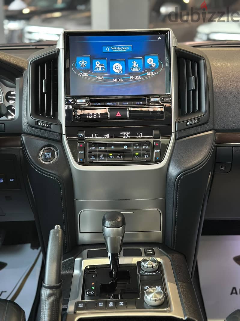 TOYOTA LAND CRUISER GXR GRAND TOURING V8 2019 BLACK 10