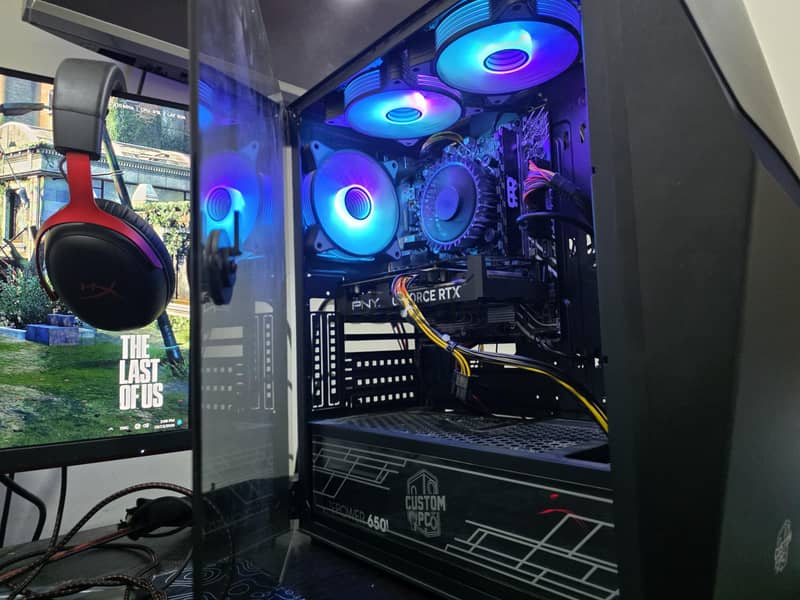 ​ High-Performance Custom 4060 Gaming PC 3