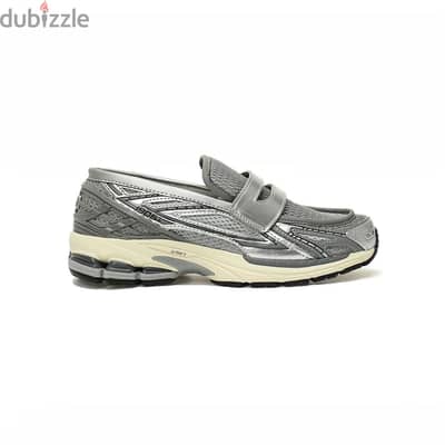 NB limited sneakers (size 39.5 can fit 40)