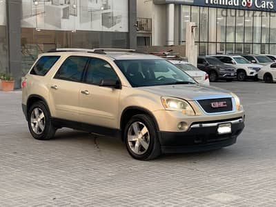 GMC Acadia 2011 Gold