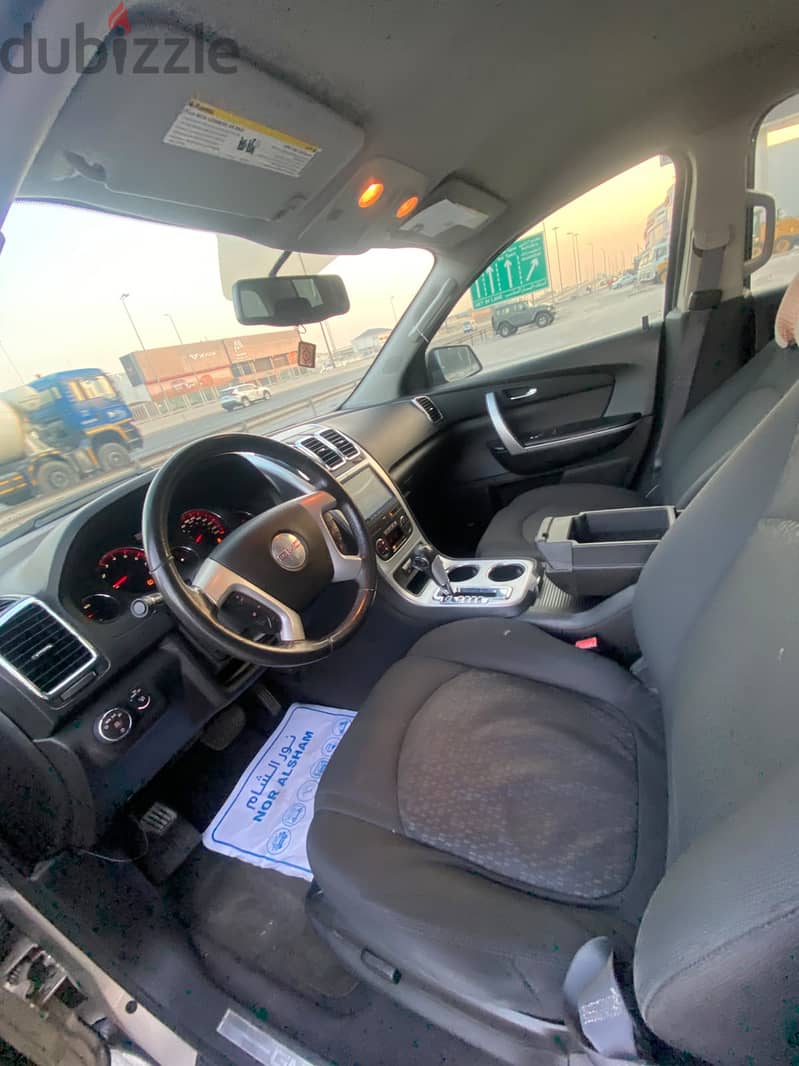 GMC Acadia 2011 Gold 4