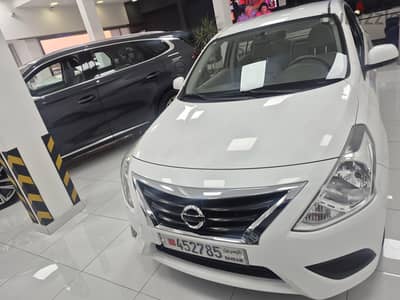 Nissan Sunny 2022