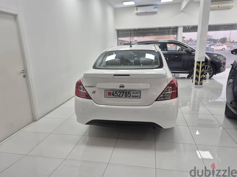 Nissan Sunny 2022 3