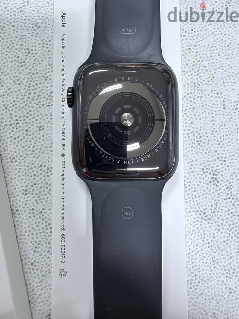 Apple watch Series 5 44MM 1