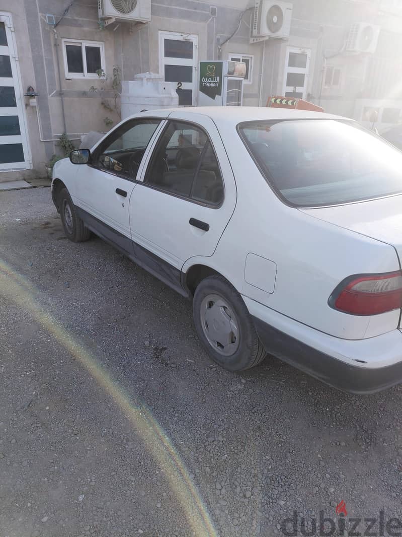 Nissan Sunny 1999 3