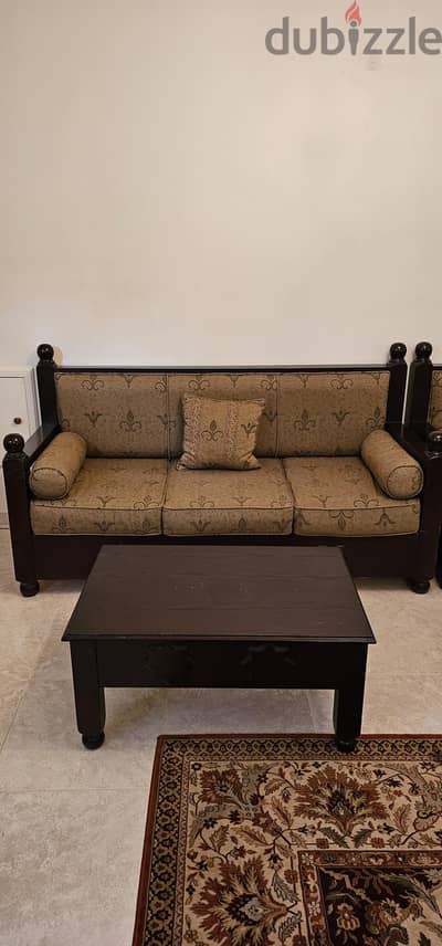 اثاث مجلس - كراسي ٢١ شخص - Majlis couches for 21 persons