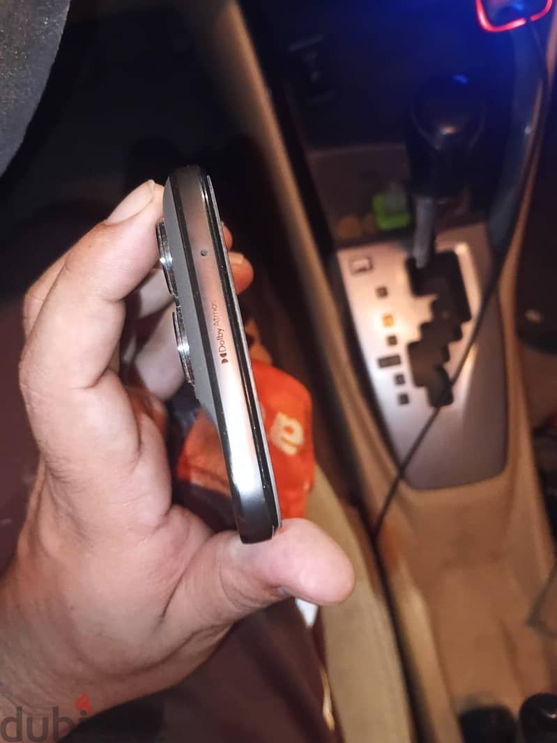 Moto G77 5g 8+16/256 2