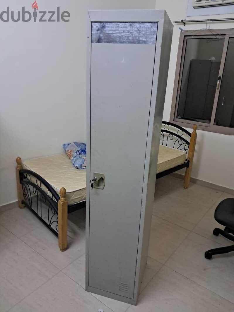 steal Cabinet for sale  12 BD one Cabinet 4