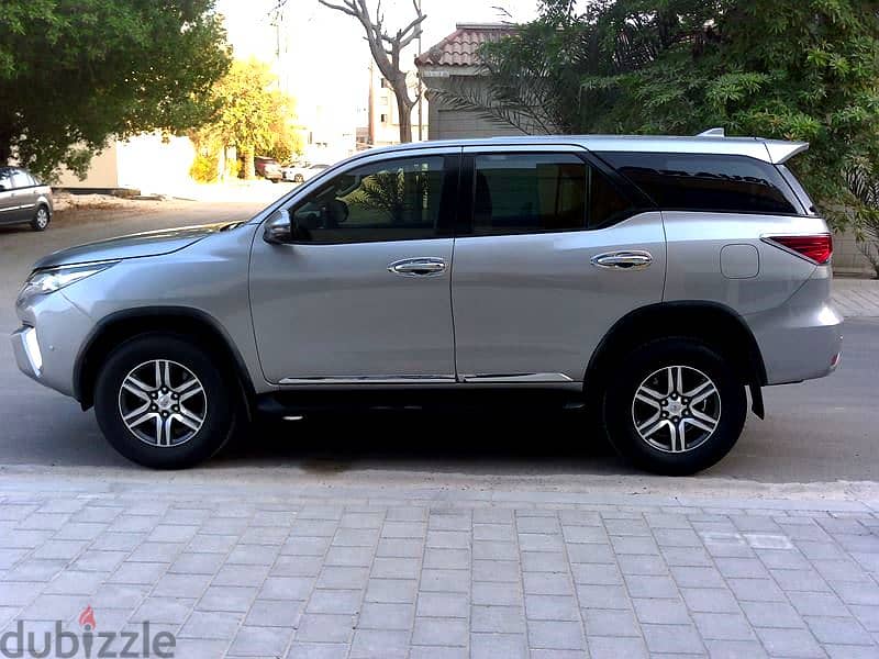 Toyota Fortuner 2.7 L V4 7 Seat 2019 SilverSingle User Well Maintained 7
