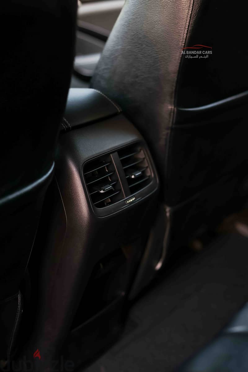 Chevrolet Captiva 2021 Black | 7-Seater | Zero Accident | Bahrain Spec 9