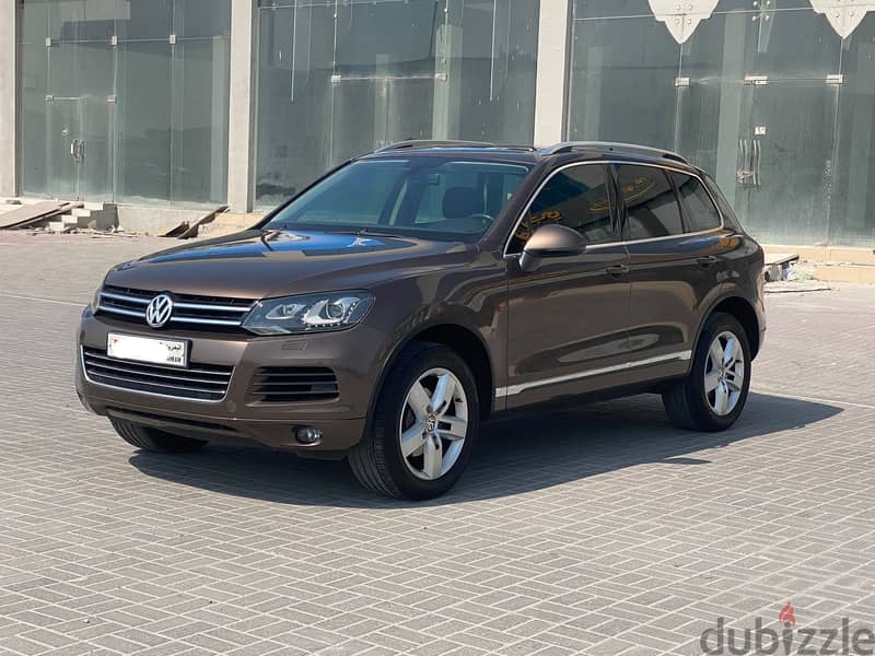 Volkswagen Touareg 2014 Brown 1