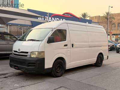 Toyota Hiace High Roof Cargo Van 2007 White | Manual | 2.7L | Bahrain