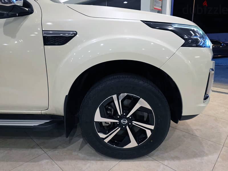 Nissan Xterra Platinium 2023 3