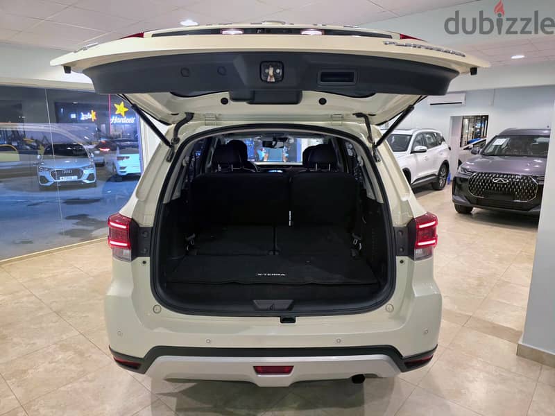 Nissan Xterra Platinium 2023 14
