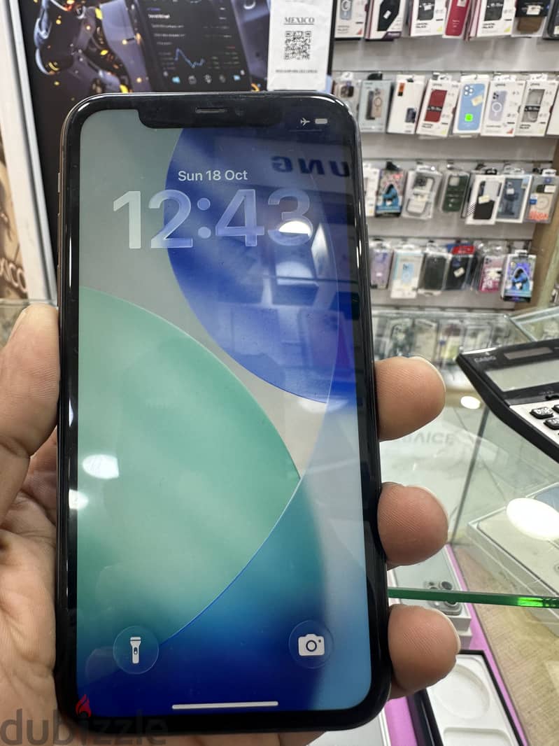 Apple - iPhone 11 4