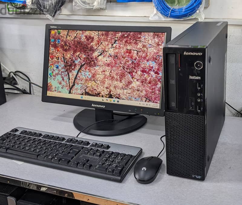 Lenovo Core i7 3.10Ghz 8GB RAM 256GB SSD 19" Monitor OS 11 Pro & Offic 3