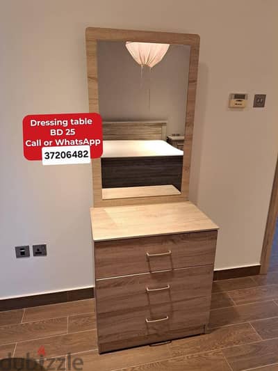 Dressing table and other items for sale with Delivery