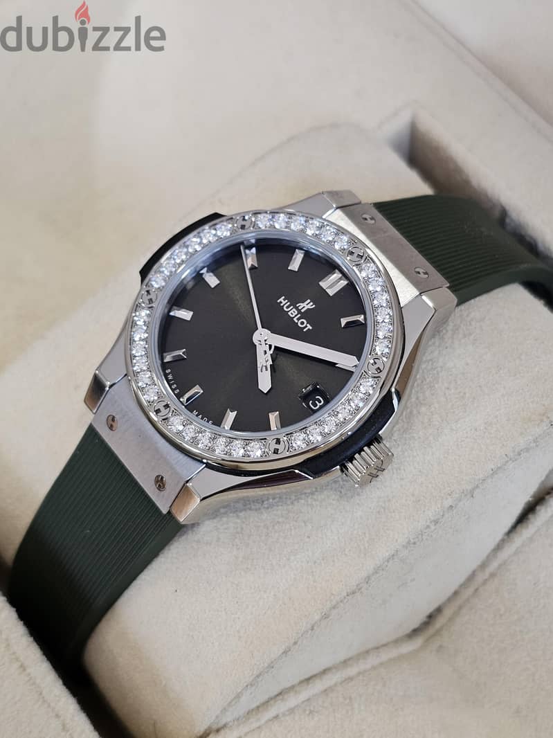 Hublot Ladies Classic Fusion 33mm Green Dial Factory Diamonds New 1