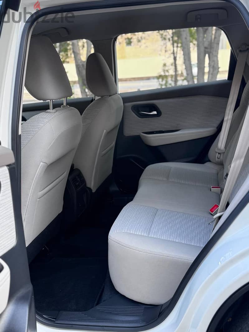 Nissan X-Trail 2023 - Agency Maintained - Zero Accident 9
