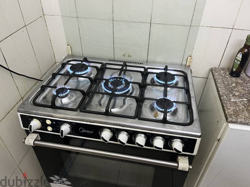 Cooker 5 burners with grill 1
