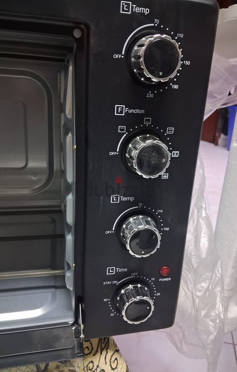 Brand New Optima Toaster Oven OT600 2