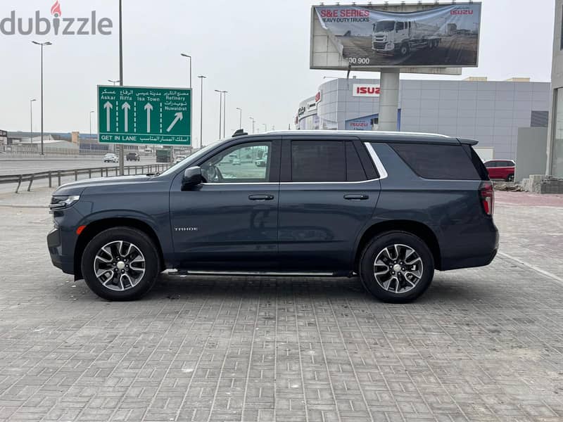 Chevrolet Tahoe 2021 gREY 3