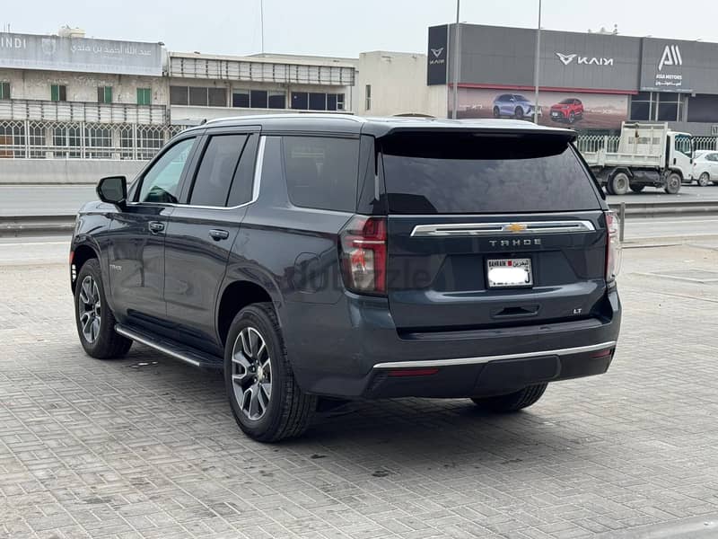 Chevrolet Tahoe 2021 gREY 6