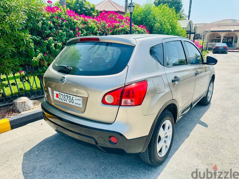 Nissan Qashqai 2010 4